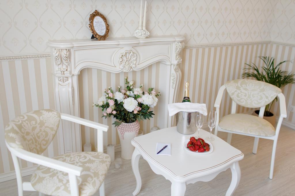 Royal Suite apartment with jacuzzi Soemy Buitenkant foto