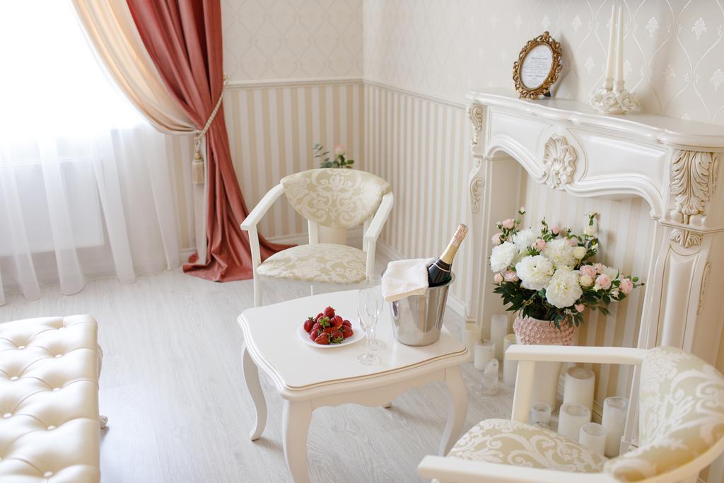 Royal Suite apartment with jacuzzi Soemy Buitenkant foto