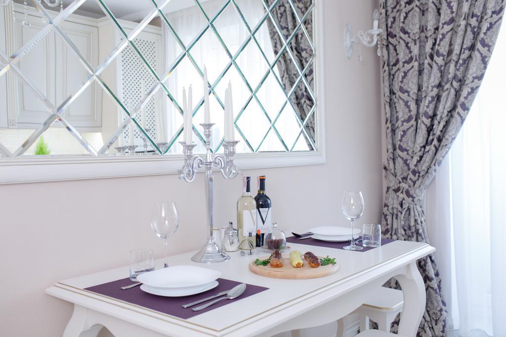 Royal Suite apartment with jacuzzi Soemy Buitenkant foto